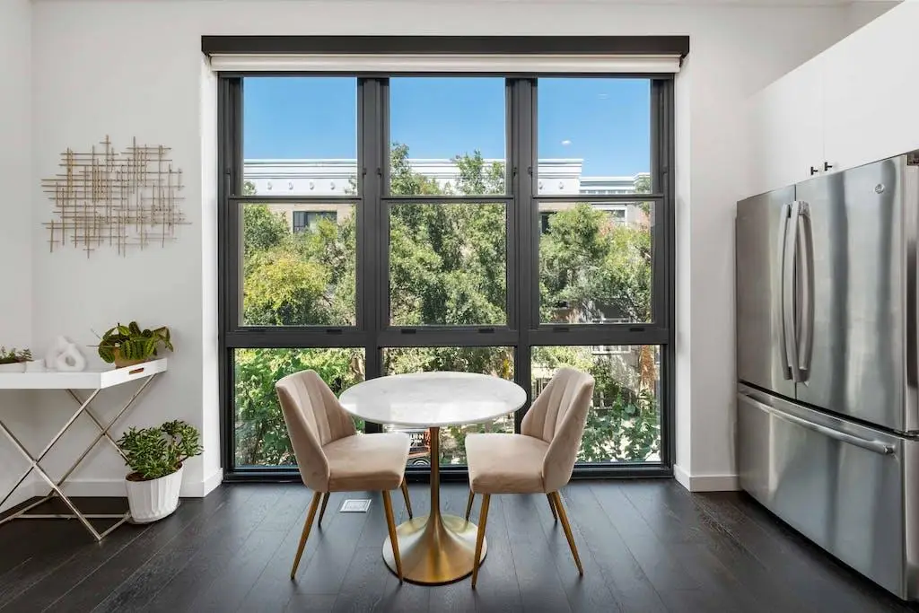 800 Embassy Dr #210, Austin, TX 78702 - Image #1