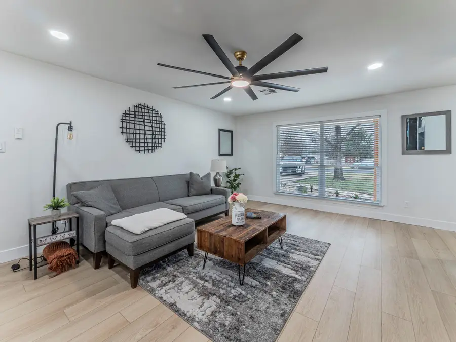 510 Sendero Verde St, Manchaca, TX 78652 - #2