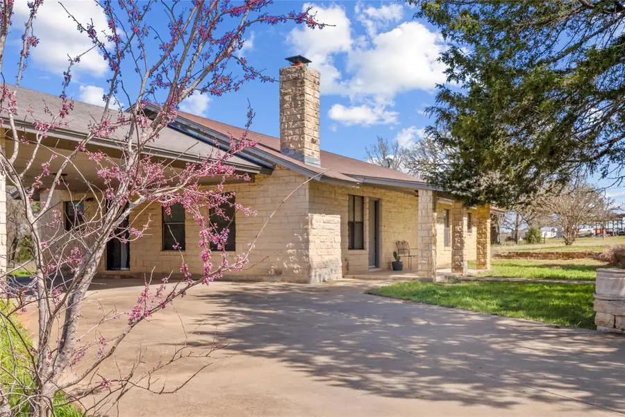 491 Herron Trl, McDade, TX 78650 - #2