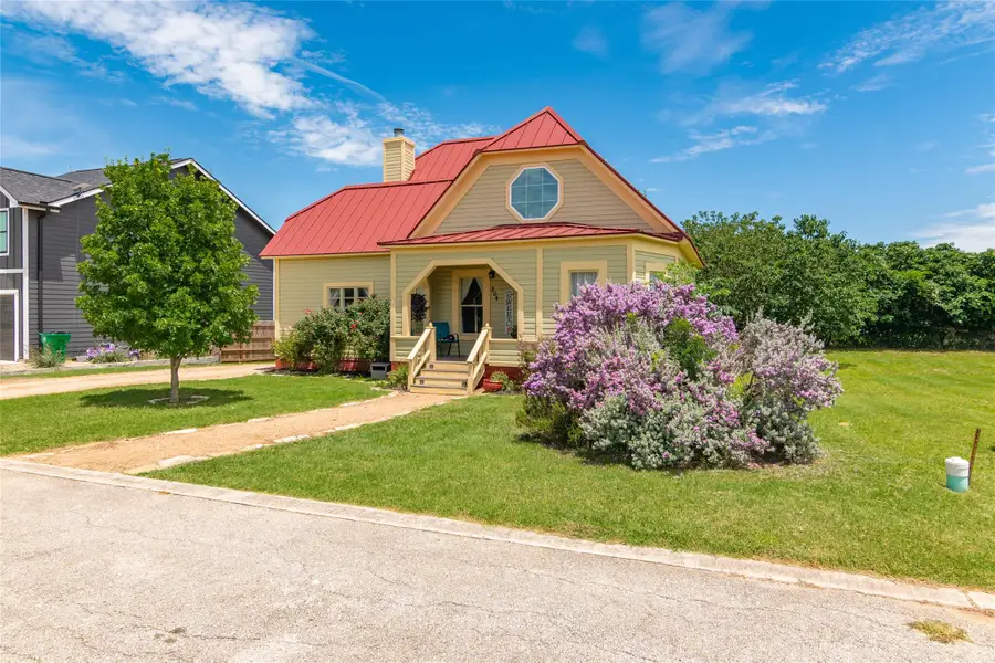 204 Prim Rose St, Blanco, TX 78606 - #3