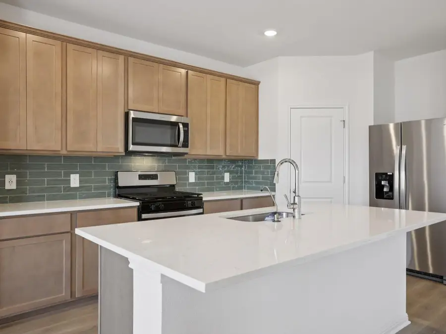 106 Pico St, Hutto, TX 78634 - #3