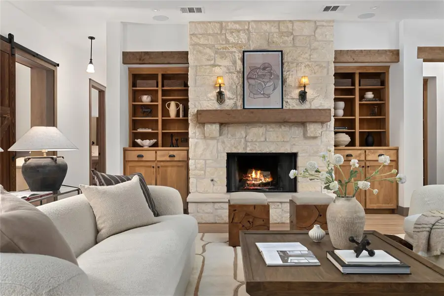2618 Pecos St, Austin, TX 78703 - #2