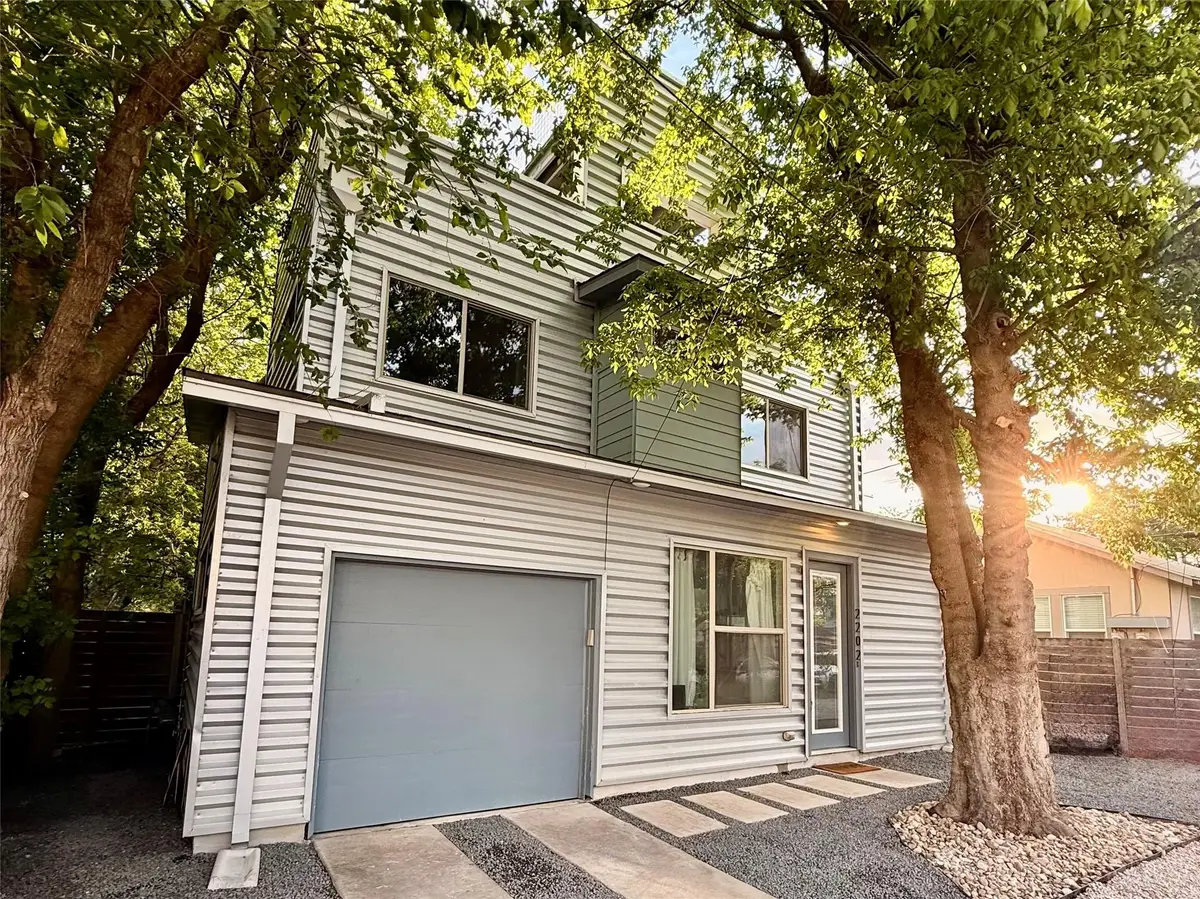 2202 Willow St #B, Austin, TX 78702 - #1