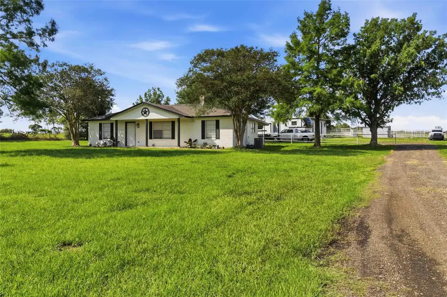 405 Old Highway 20 Highway, McDade, TX 78650 - #3