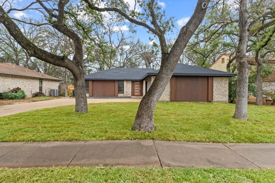 10244 Missel Thrush Dr, Austin, TX 78750 - Image #2