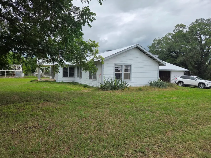 3165 Cr 302, Rockdale, TX 76567 - #2