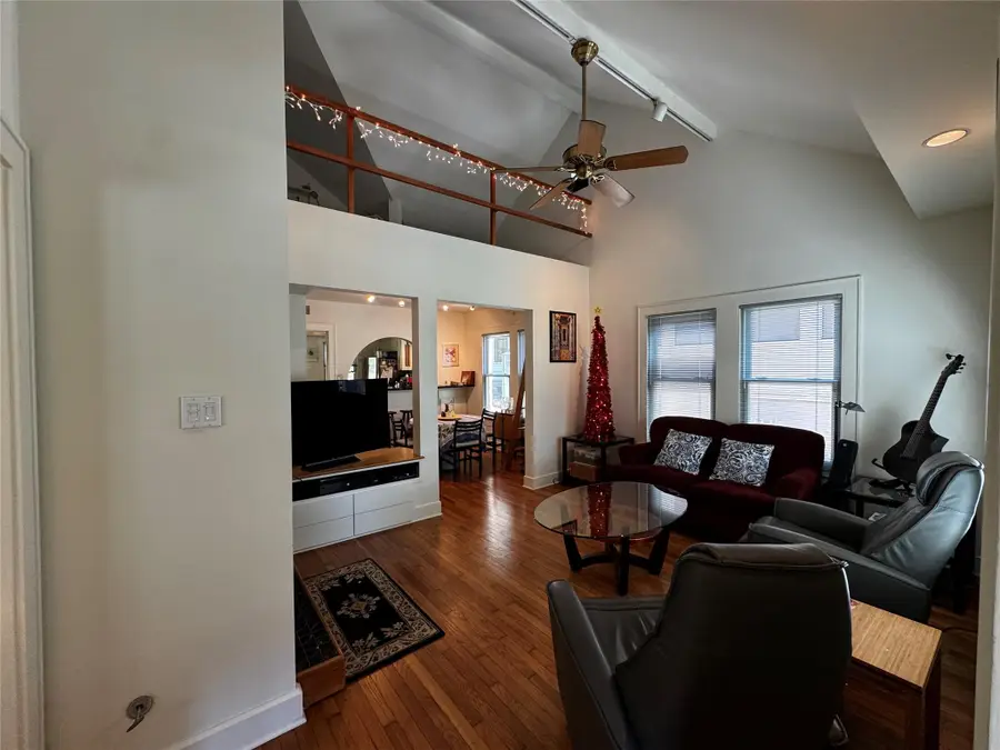 2002 East Side Dr, Austin, TX 78704 - #2