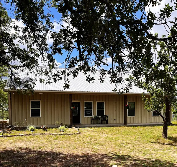 3873 Fm 1624, Lincoln, TX 78948