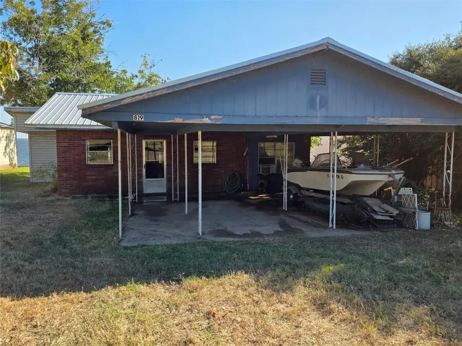819 Lakeshore Loop, Tow, TX 78672 - Image #3