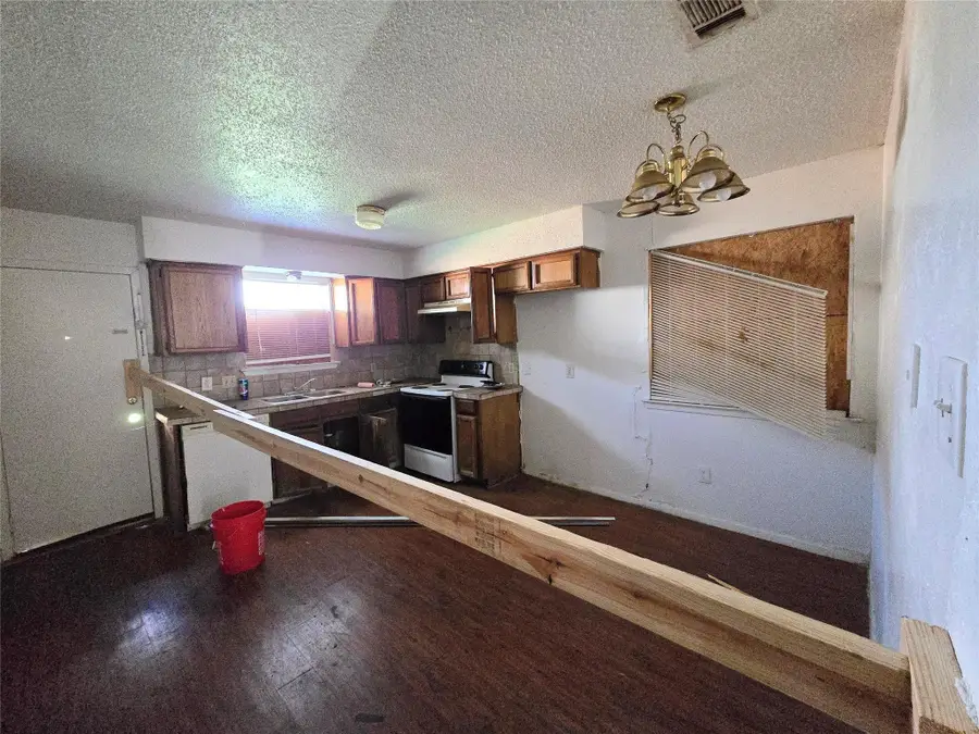 8410 Garcreek Cir, Austin, TX 78724 - #3