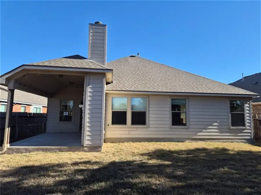 505 Bluehaw Dr, Georgetown, TX 78628 - Image #2