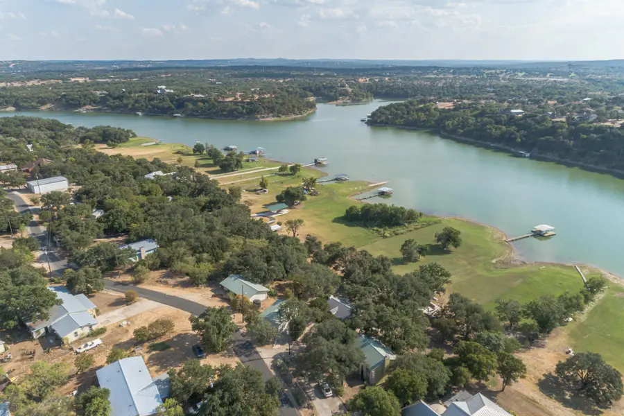 25201 & 25203 Lakeview Dr, Spicewood, TX 78669 - #3