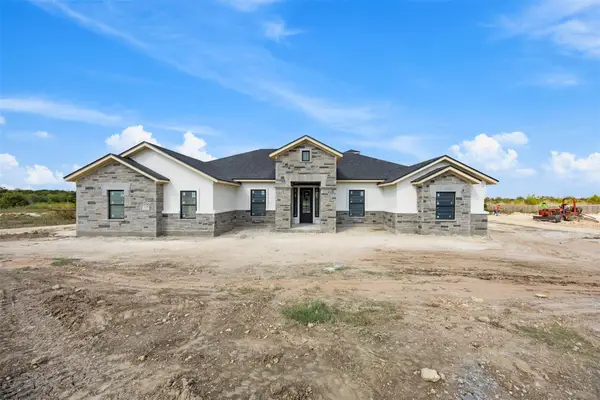 1126 Northcross Dr, Salado, TX 76571