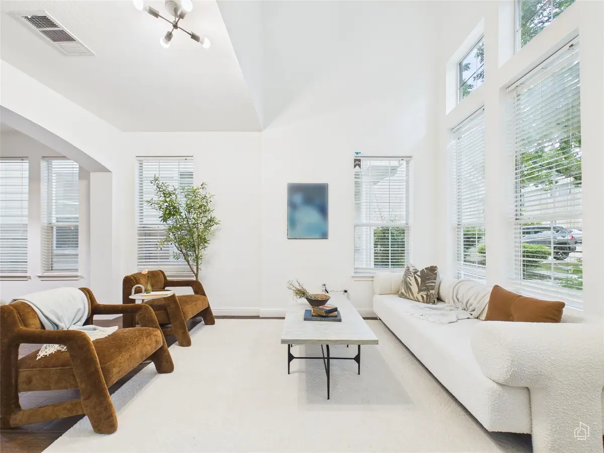 1819 Village Oak Ct, Austin, TX 78704 - #1