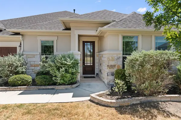 1205 Knowles Dr, Hutto, TX 78634