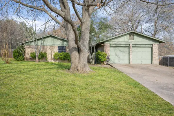 902 Clearwater Cir, Austin, TX 78753