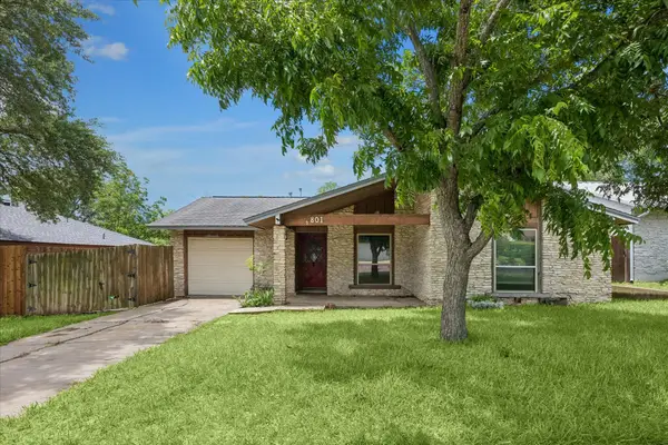 801 Huntingdon Pl, Austin, TX 78745