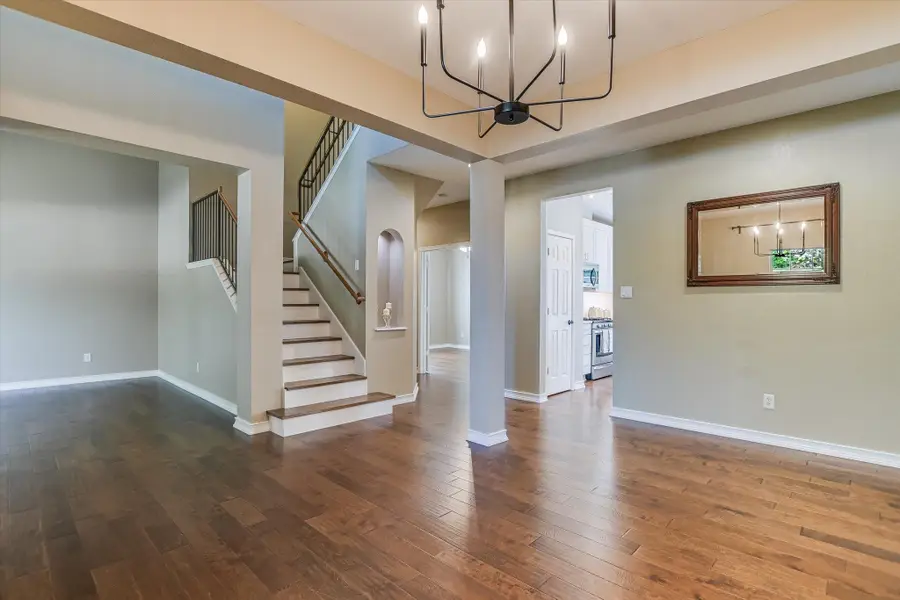 3231 Foothills Trl, Round Rock, TX 78681 - Image #3