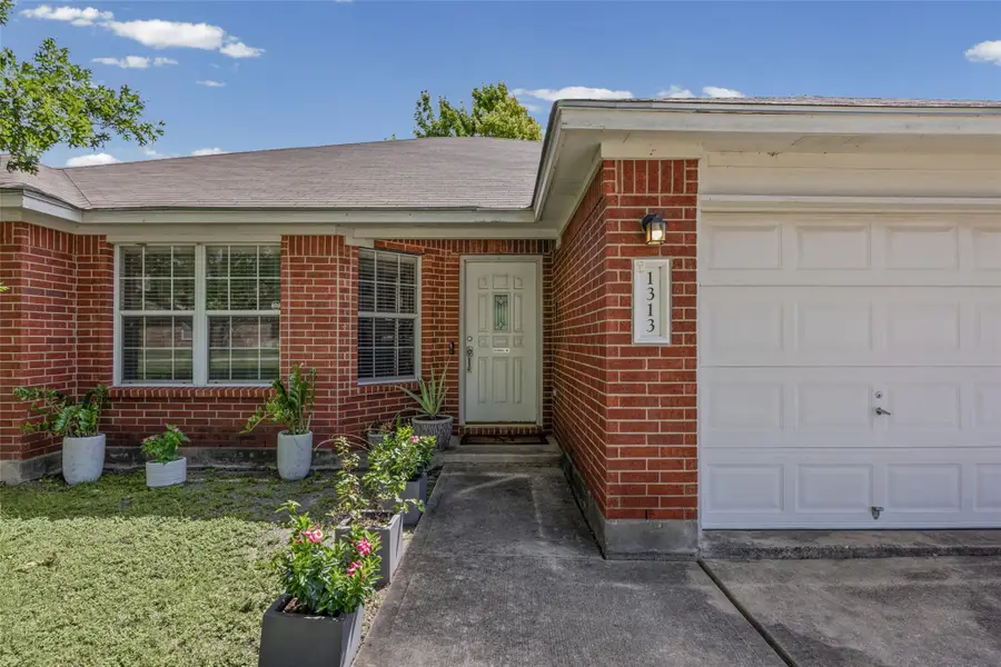 1313 Laurelleaf Dr, Pflugerville, TX 78660 - #3