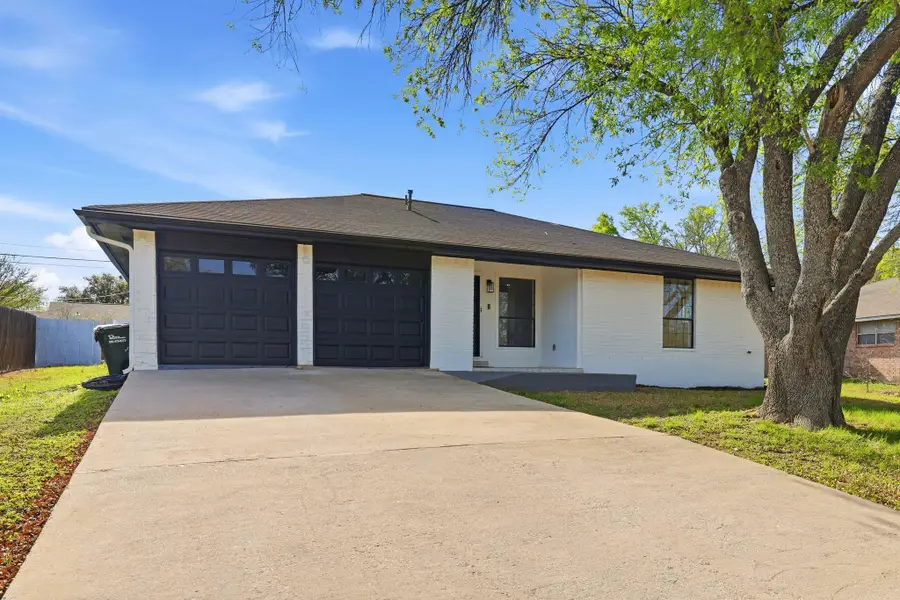 1509 Parkview Ln, San Marcos, TX 78666 - #2