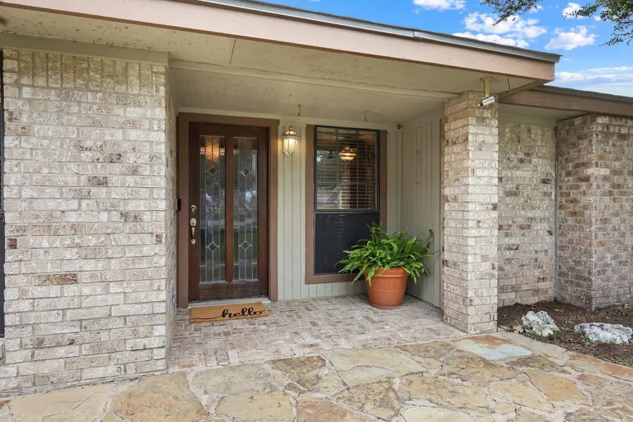 1346 Amistad Dr, Round Rock, TX 78664 - Image #3
