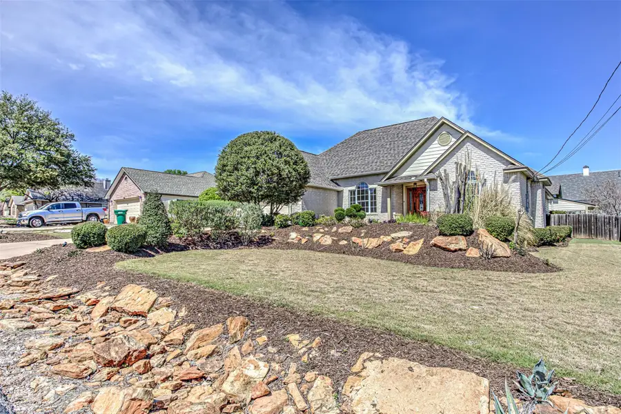 703 Amy Cir, Marble Falls, TX 78654 - #2