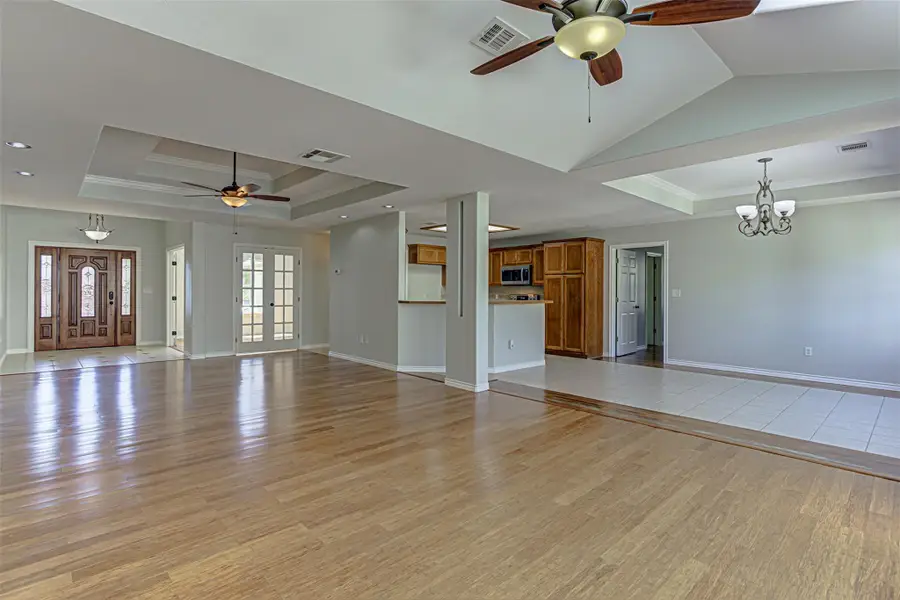 703 Amy Cir, Marble Falls, TX 78654 - #3