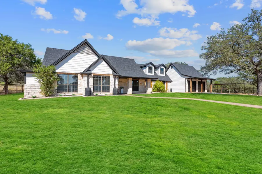 404 County Road 421, Spicewood, TX 78669 - Image #2