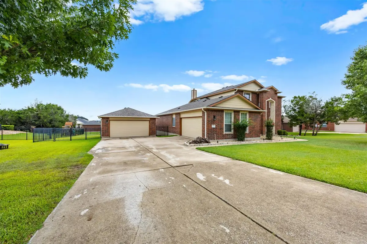 2011 Sandy Point Rd, Harker Heights, TX 76548 - Image #1