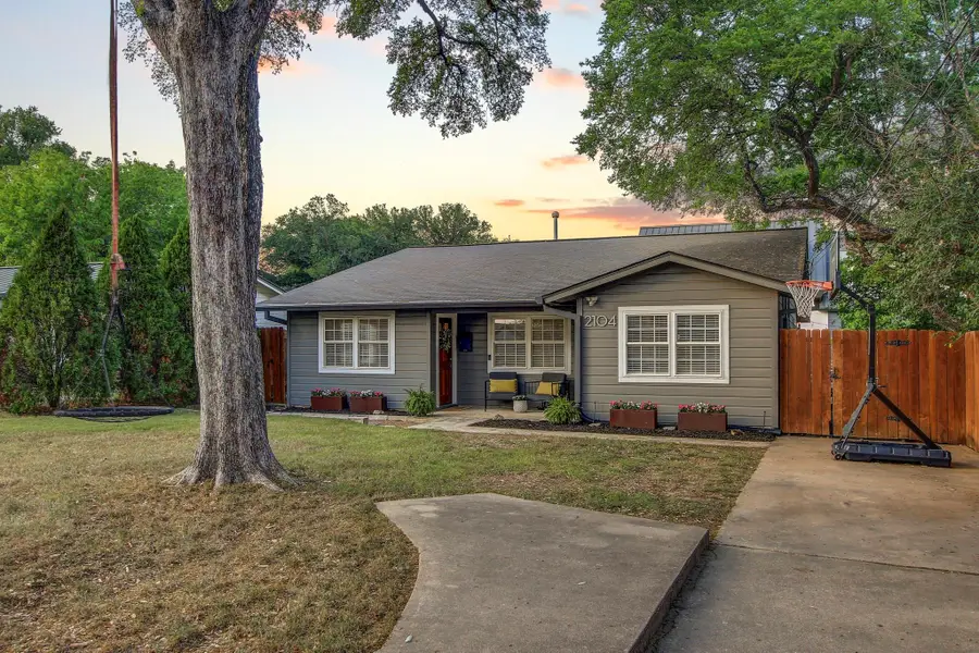 2104 W 10th St, Austin, TX 78703 - #2