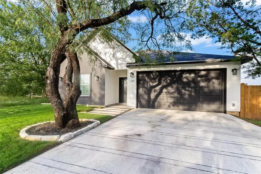 629 Aspen Ln, Cottonwood Shores, TX 78657 - #2