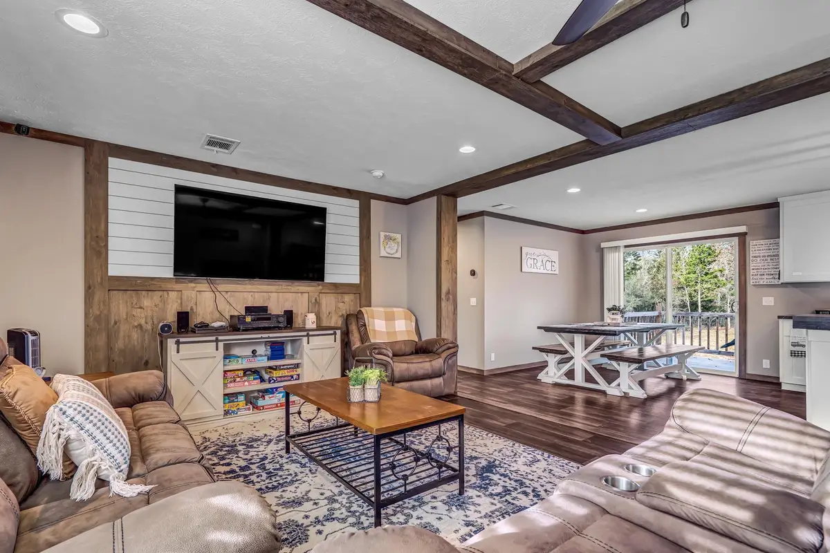 2846 Overlook Dr, Caldwell, TX 77836 - #1