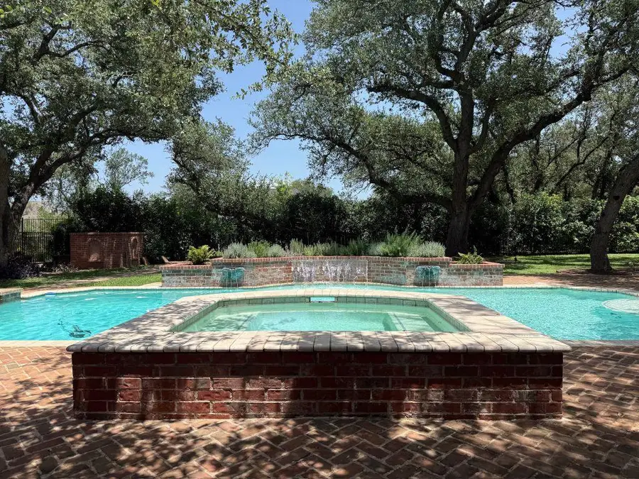 112 Snapper St, Lakeway, TX 78734 - #2