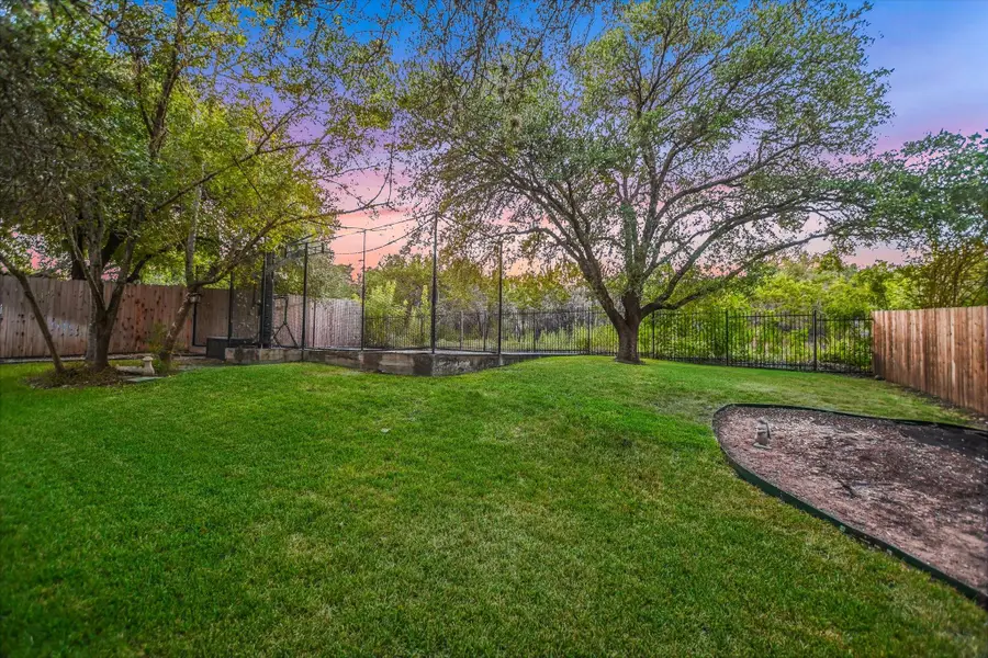2302 Cliffs Edge Dr, Austin, TX 78733 - #3