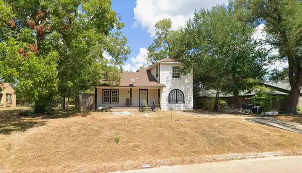 424 San Gabriel St, Rockdale, TX 76567