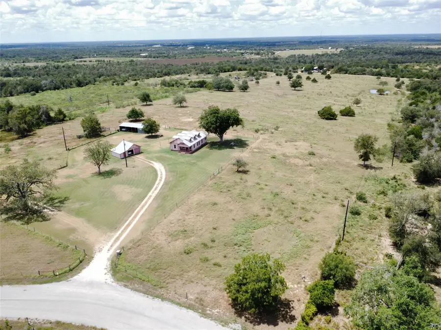 326 Bartsch Ln, Red Rock, TX 78662 - #3