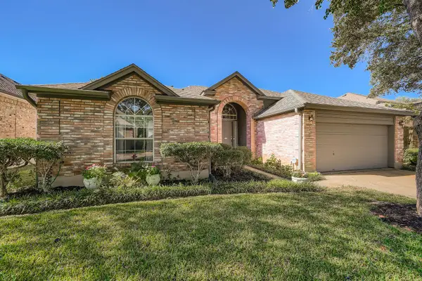 1209 Parrot Trl, Round Rock, TX 78681