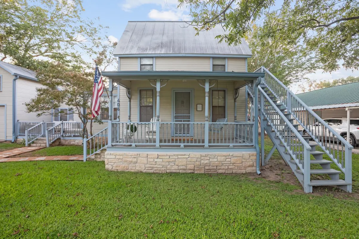406 N Acorn St, Fredericksburg, TX 78624 - Image #1