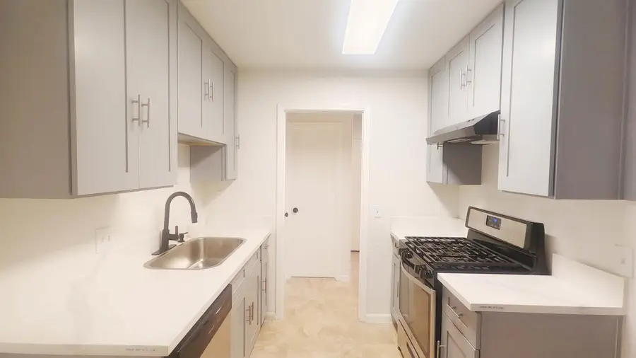 1900 Hearthside Dr, Austin, TX 78757 - #2