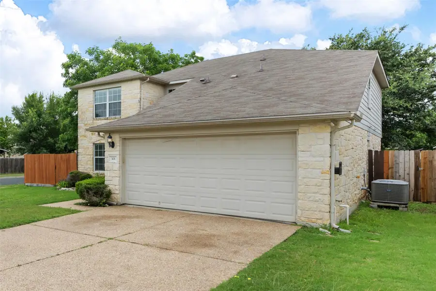 301 Lark St, Leander, TX 78641 - #2