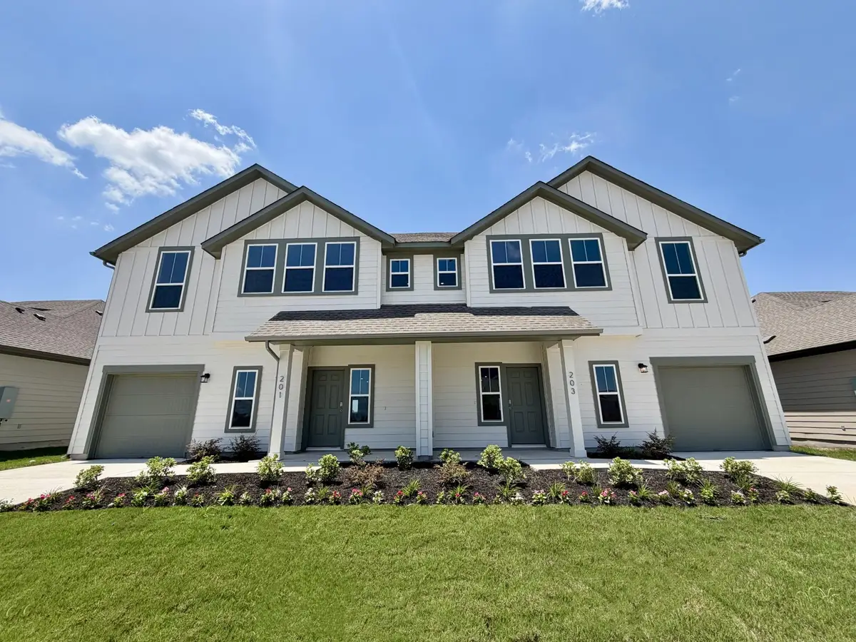203 Backwood Pass, Taylor, TX 76574 - #1