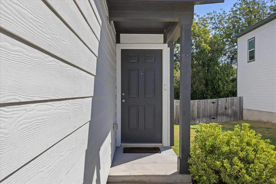 36 Trinity Cir, Lockhart, TX 78644 - #2