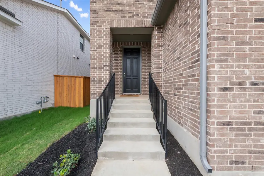 205 Hat Creek Dr, Liberty Hill, TX 78642 - #2