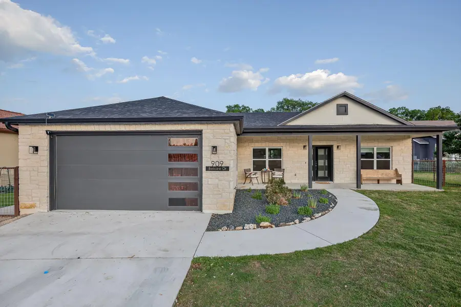 909 Belaire Dr, Granite Shoals, TX 78654 - #3