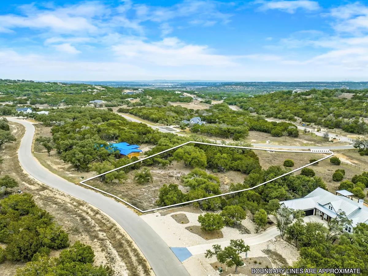 1718 Paradise Pkwy, Canyon Lake, TX 78133 - #1