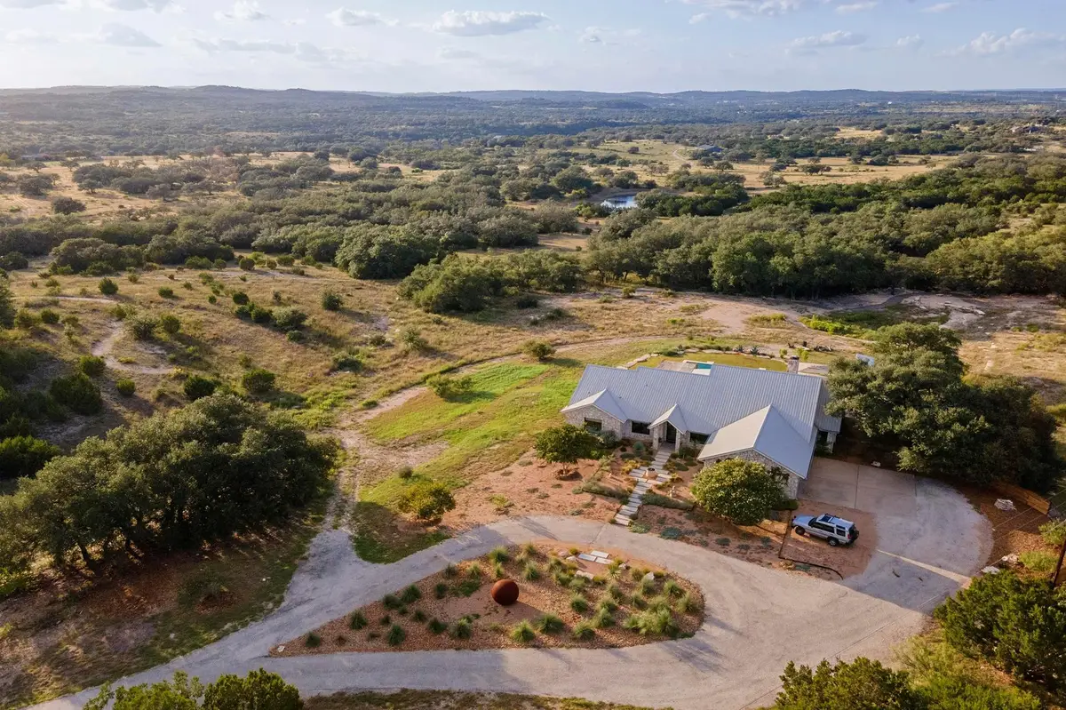 23924 Milestone Rd, Spicewood, TX 78669 - #1
