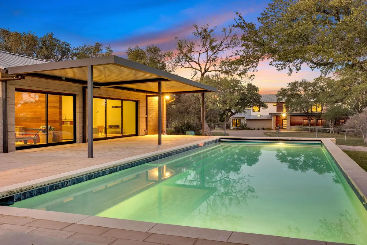 24710 Fossil Trl, Spicewood, TX 78669 - Image #1