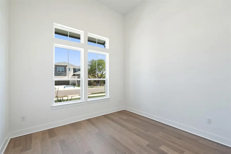 325 San Saba Dr, Buda, TX 78610 - #3