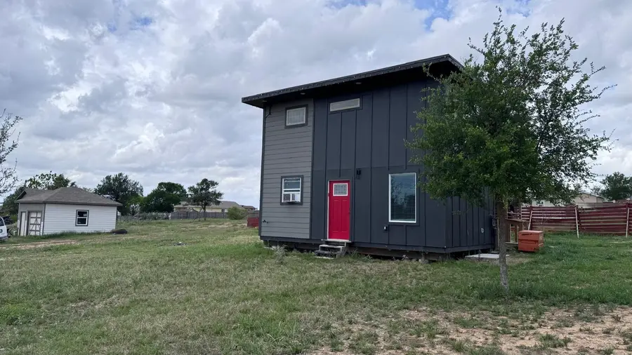 103 Crystal Cliffs Dr, Cedar Creek, TX 78612 - #2