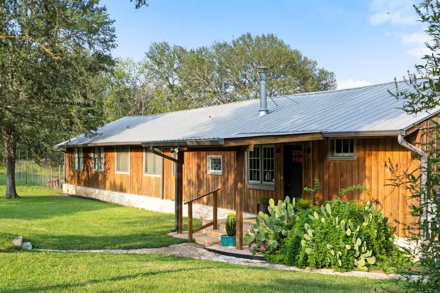 317 Walnut Creek Rd, Bastrop, TX 78602 - #2